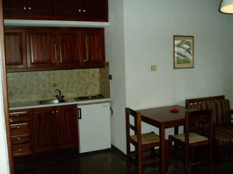 Elpida Aparthotel Gouves Exterior foto